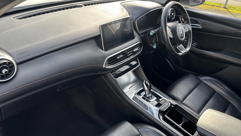 MG Hs 1.5 T-GDI Excite 5dr DCT Petrol Hatchback